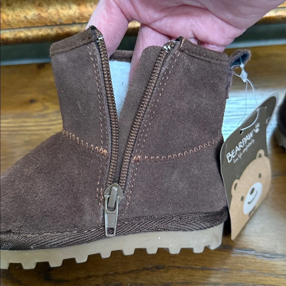 BearPaw cozy durable